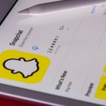 What Is Snapchat? A Complete Guide!!